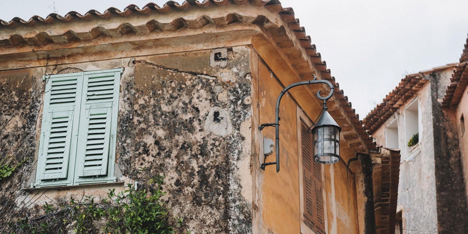 Rehabilitación Ecológica de Masías en La Garrotxa